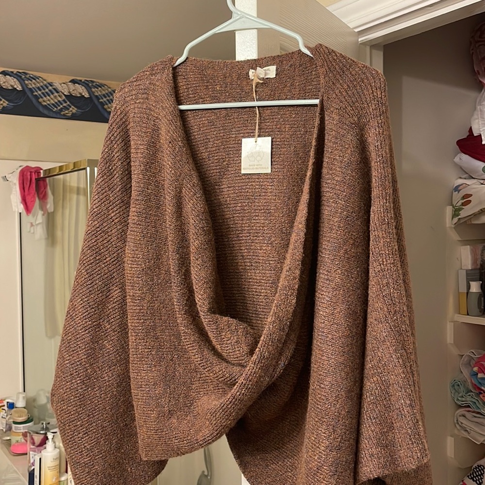 Browns recycled cross front poncho NWT never worn OSA